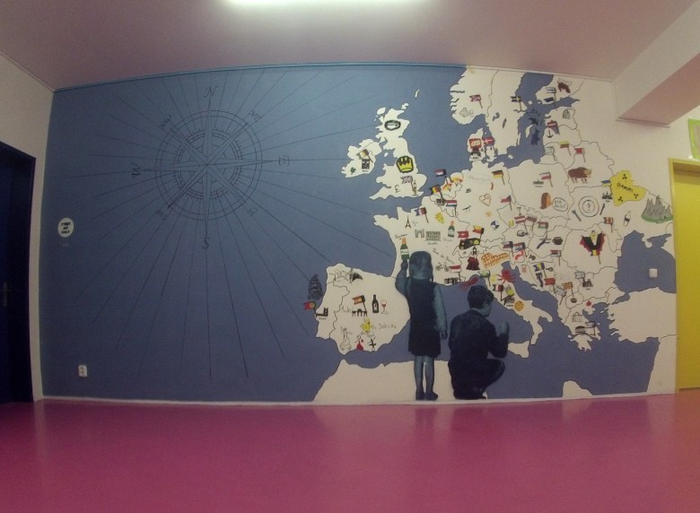 školní stěna celek